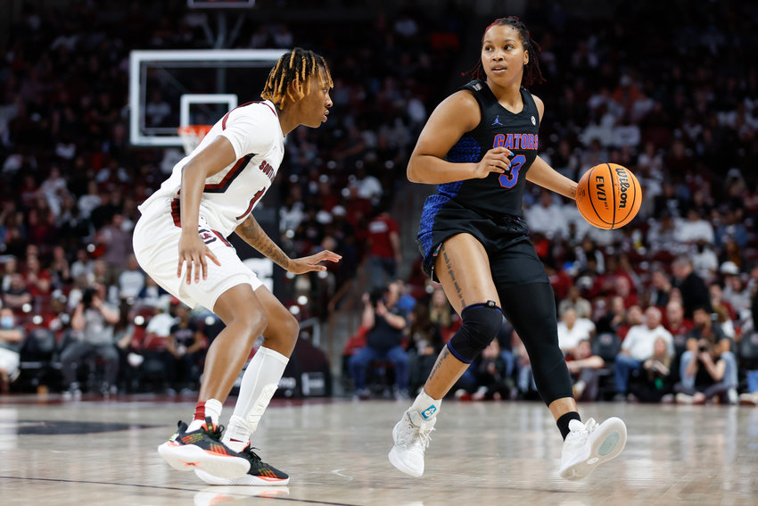 Cooke Scores 22, No. 1 South Carolina Women Beat Florida - The Sumter Item